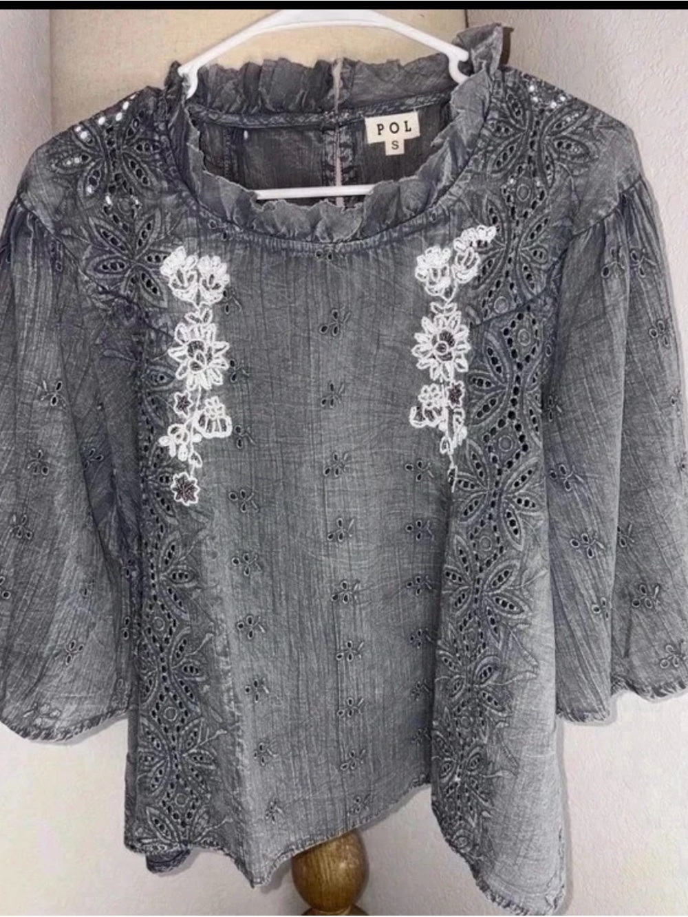 NWOT POL Women's Gray Embroidered Eyelet Blouse